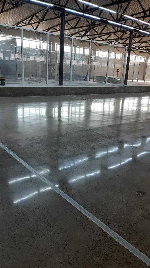 Полированные бетонные полы  для торговых и промышленных помещений