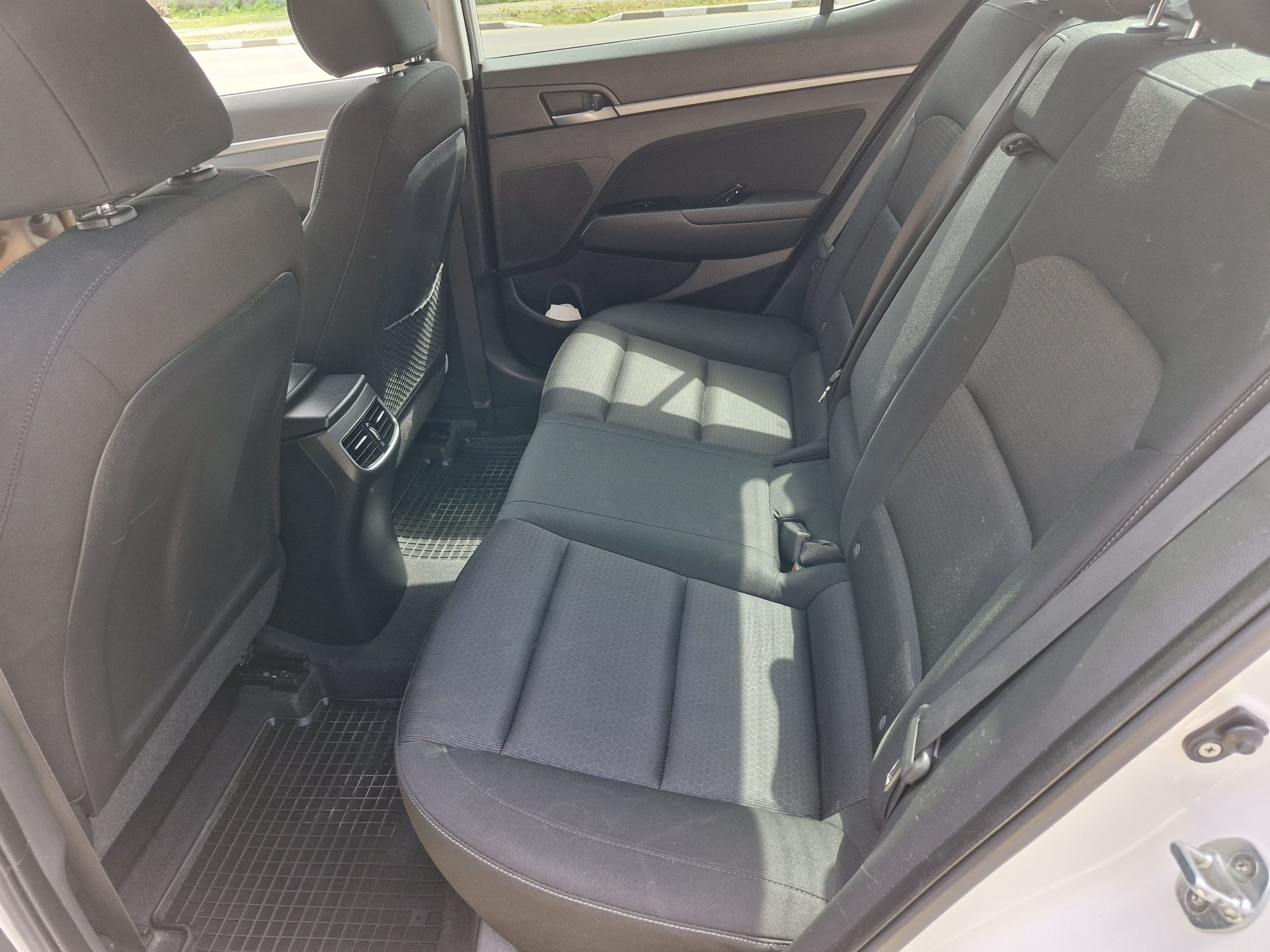 Hyundai Elantra 2018