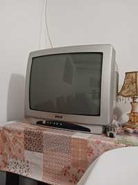 2 Televizoare cu telecomanda