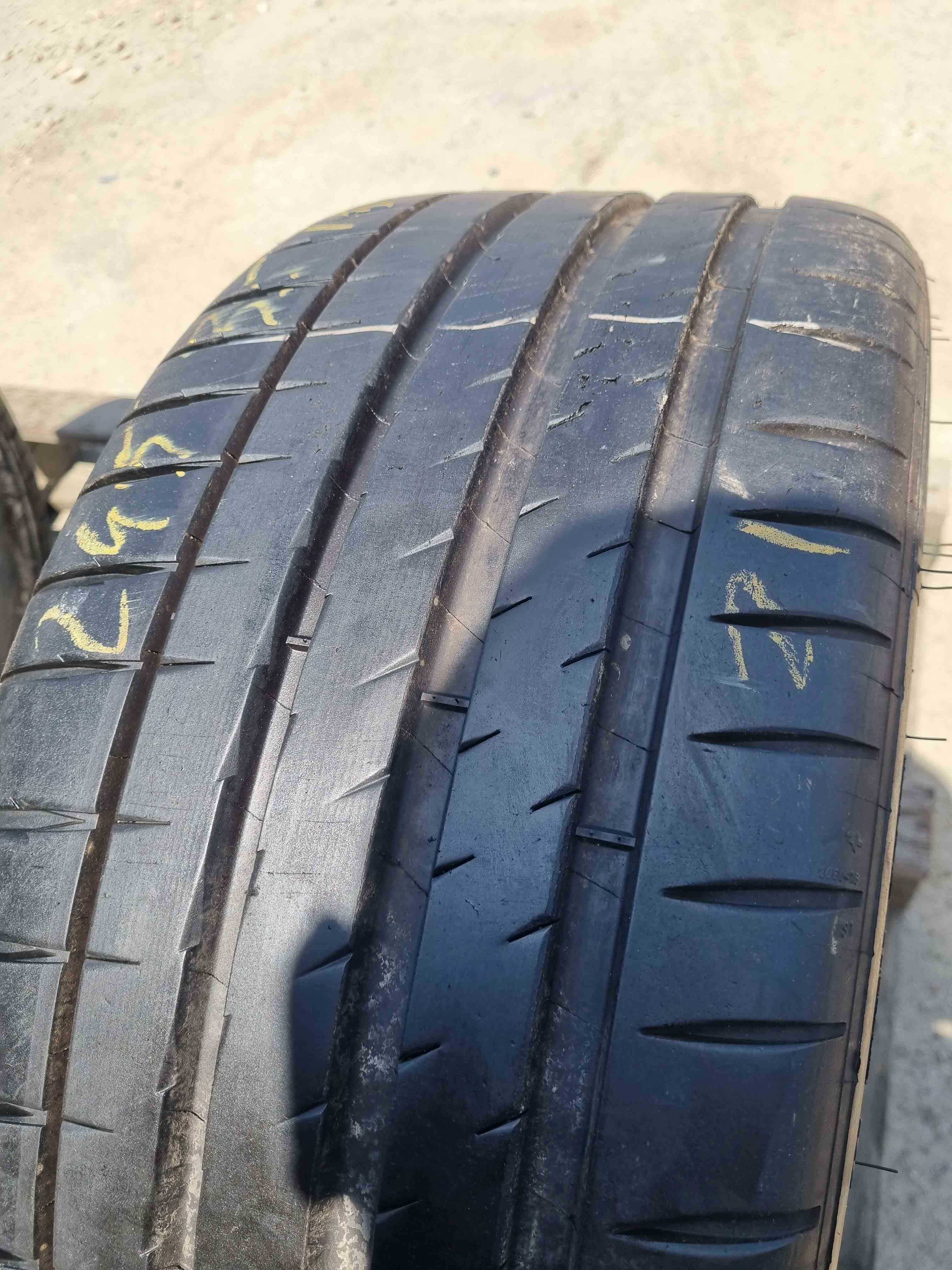 Anvelopa Vara 245/35 R19 MICHELIN Pilot Sport 4S