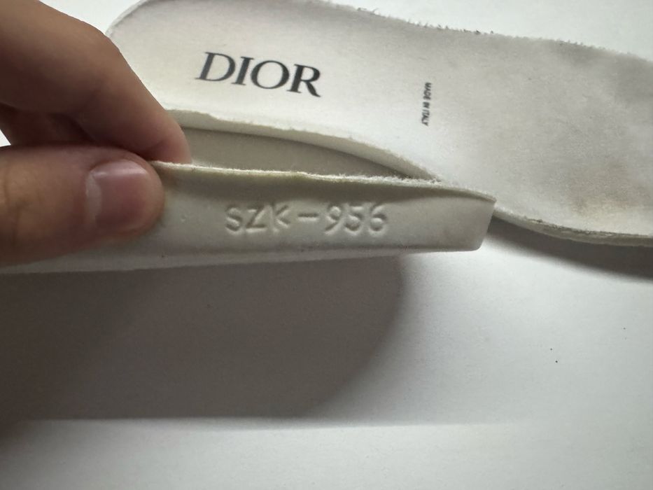 Dior B23