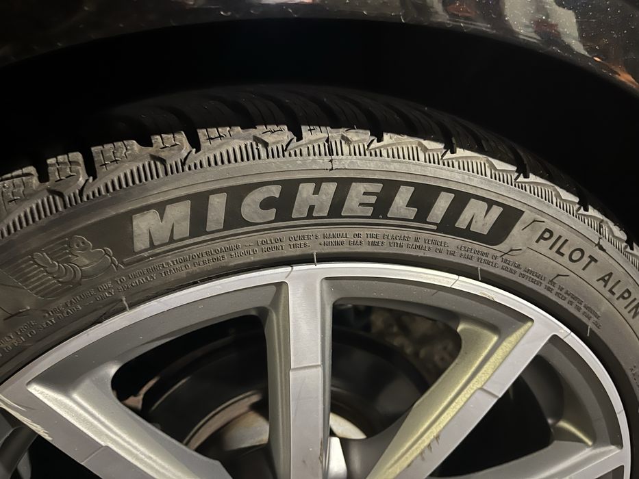 Oferta!Anvelope MICHELIN iarna 225 40 R18 DOT 2022 PILOT ALPIN 5