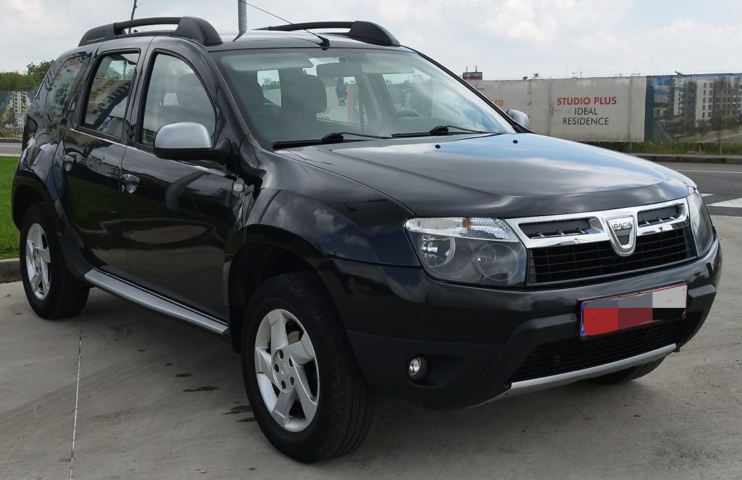 Dacia Duster 1.6  4x4.   2012