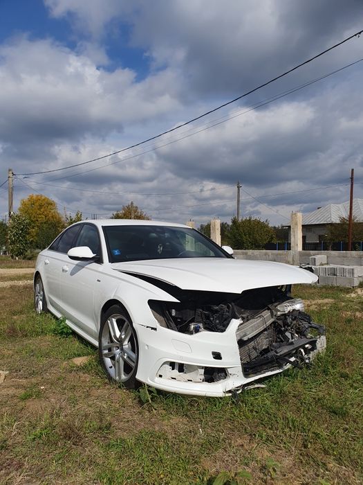 Vând Audi A6 C7 s-line avariat