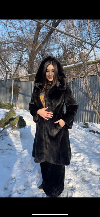 Новая норковая шуба . Турция  44 р