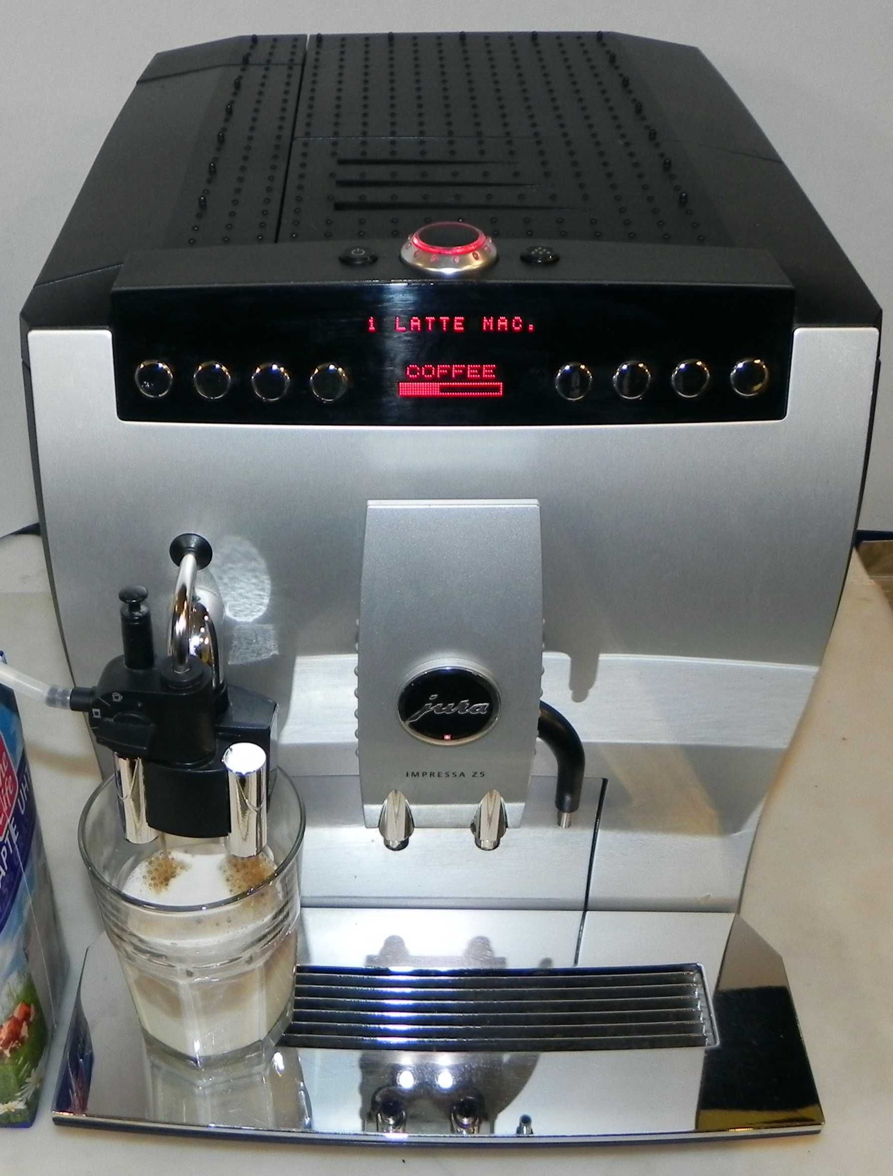 Espressor automat Jura Z5 generatia 2 cappuccino, ristretto