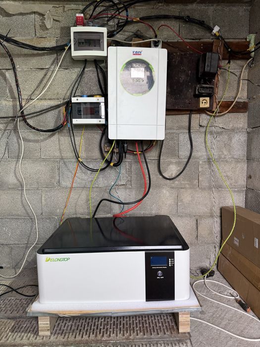 Соларен инвертор комплект 11кв инвертор с 15кв батерия.