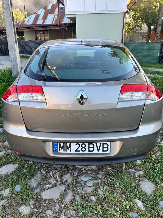 Vând Renault Laguna