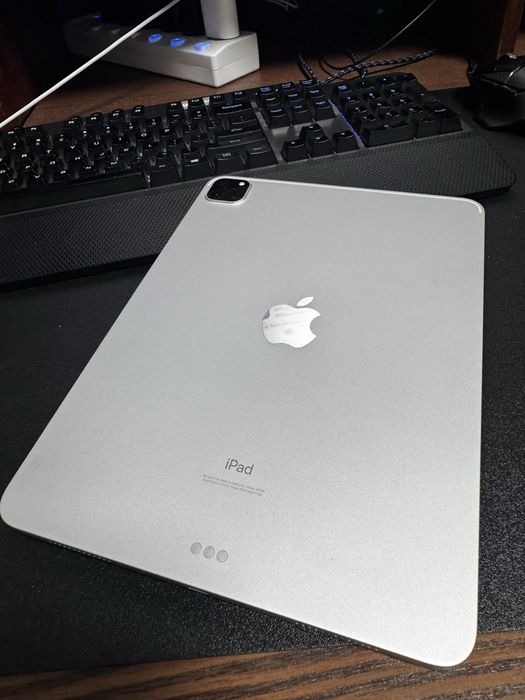 Ipad pro 11 128gb M1 in perfecta stare