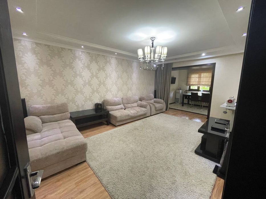 Продаётся 3-х комнатная квартира Ц-1  Эко Парк Памятник