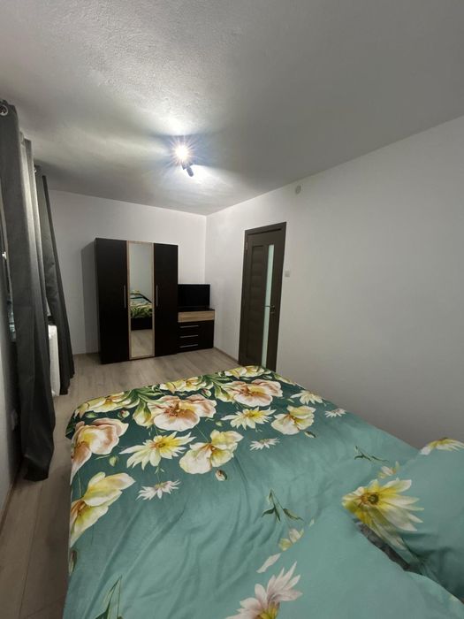 Vand apartament 2 camere