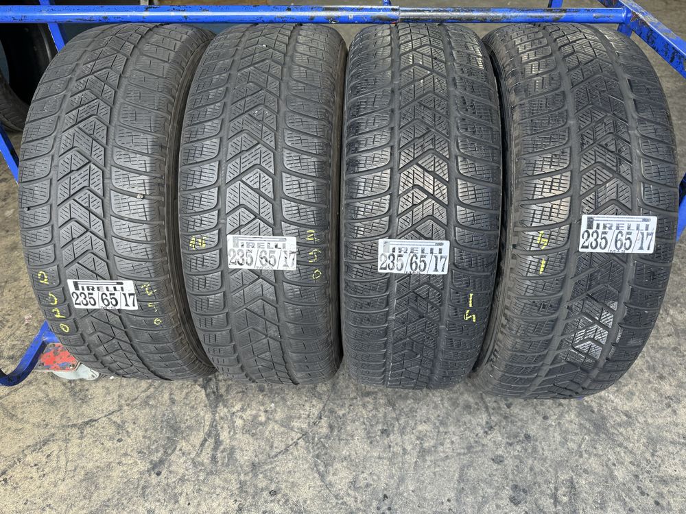 235/65/17 Pirelli M+S