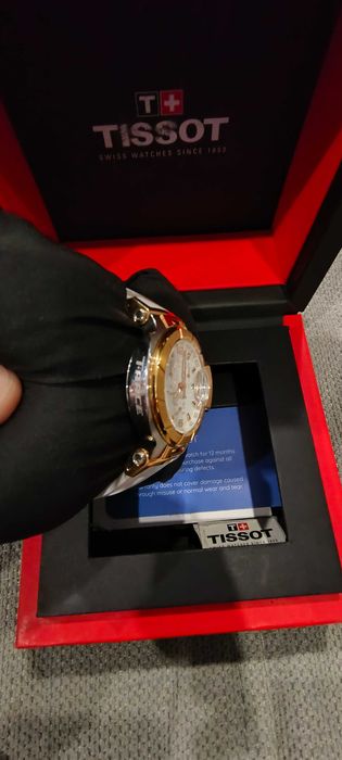 Tissot t-race gold