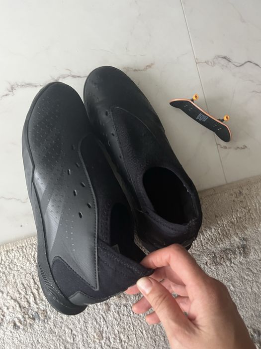 Ghete   Adidas fotbal  in stare foarte buna purtate putin marimea  36