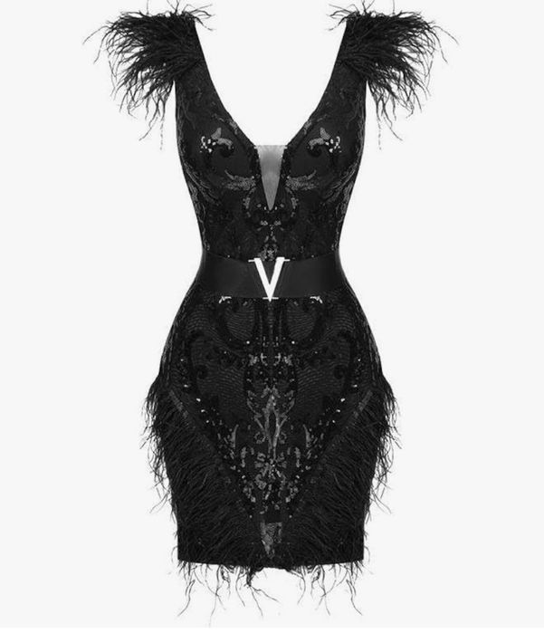 Секси черна рокля