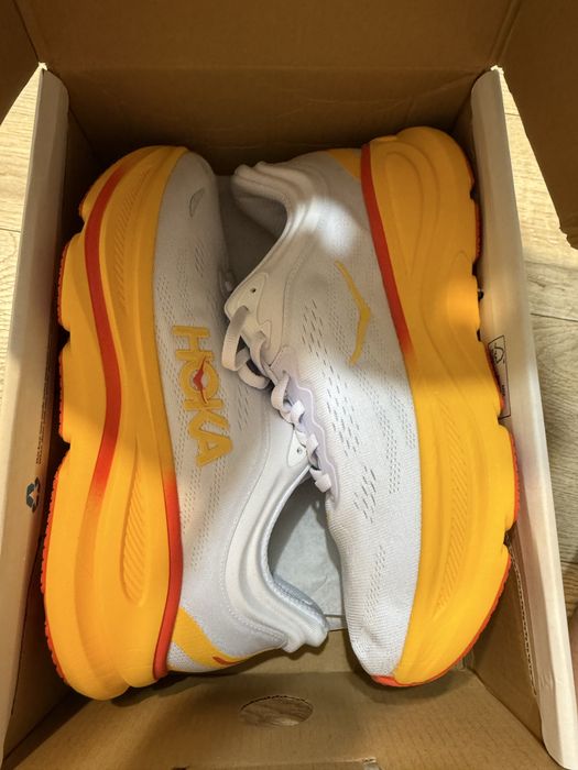 Hoka bondi 9. Adidas de alergare