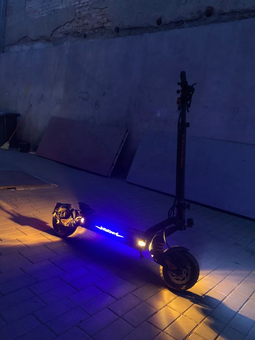 G2 master 2025 vând urgent