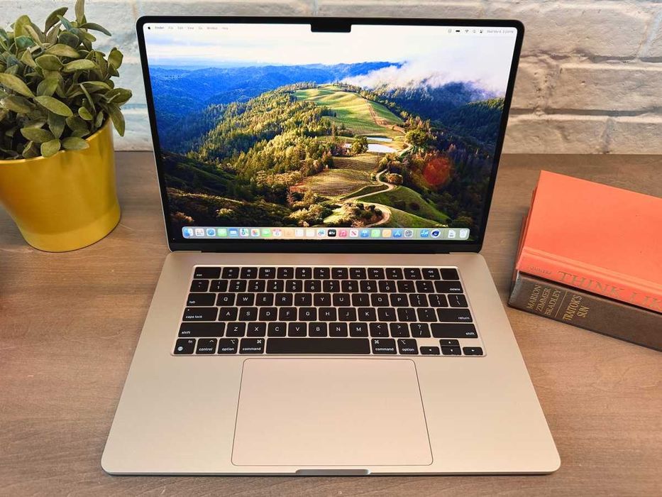 Macbook Air 15 inch - M3, 16GB, 256GB