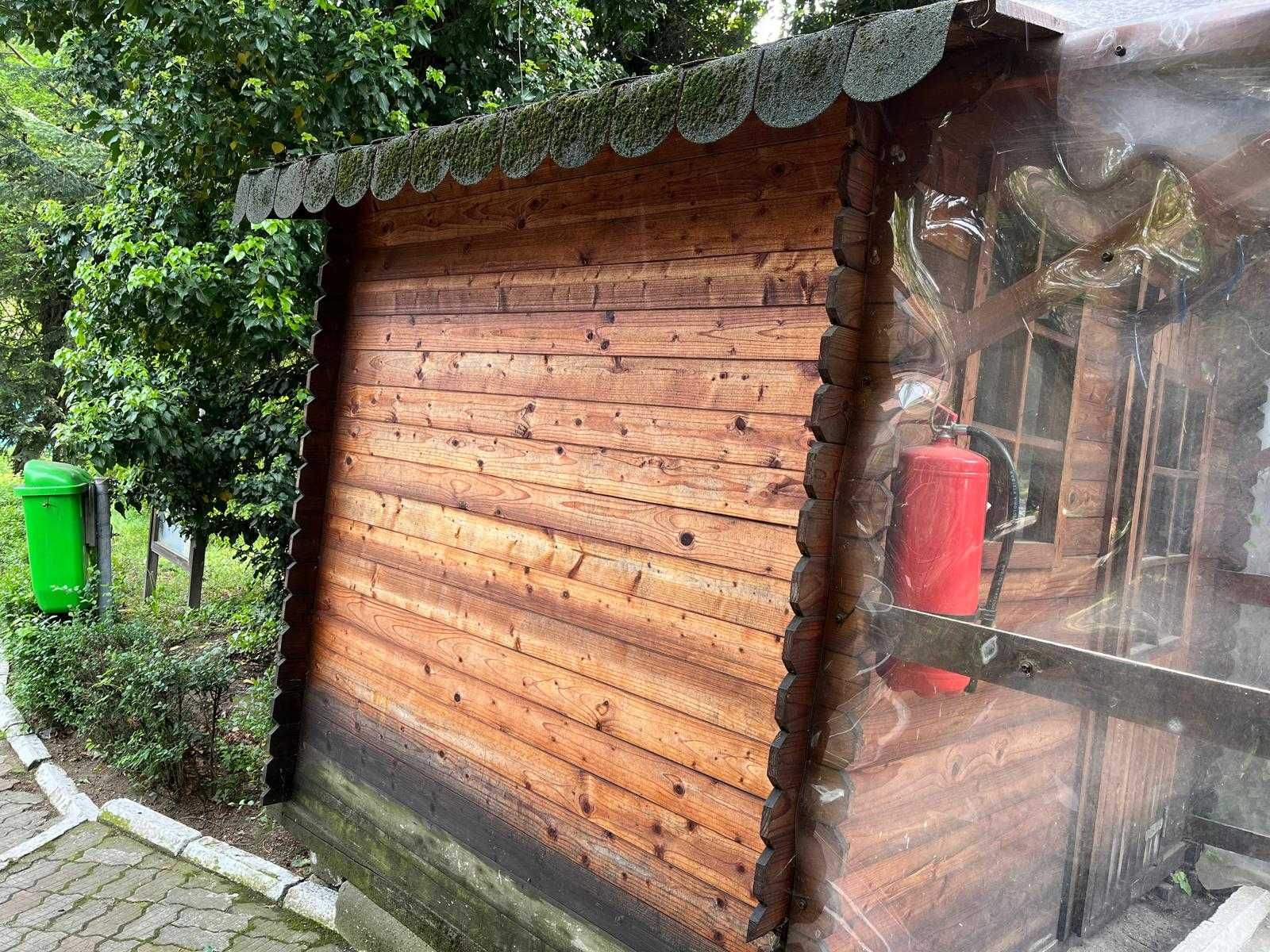 Vand baraca din lemn pentru casa si gradina