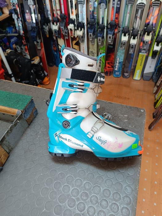 НОВИ Туринг freeride комбинирани  ски обувки по 400 лв.