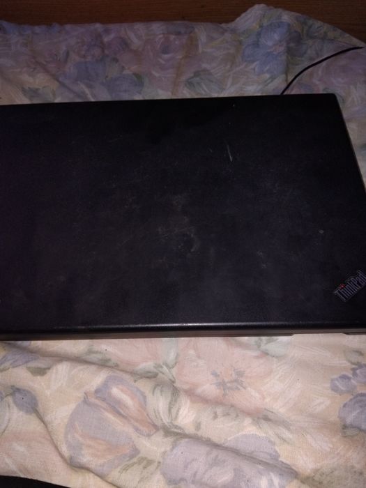 Vând sau schimb laptop Lenovo Thinkpad Windows 11