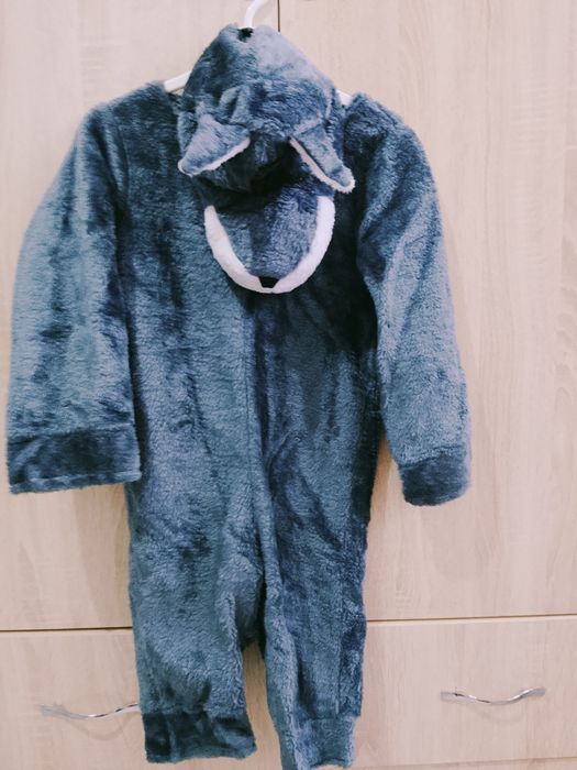 Новогодний костюм волка