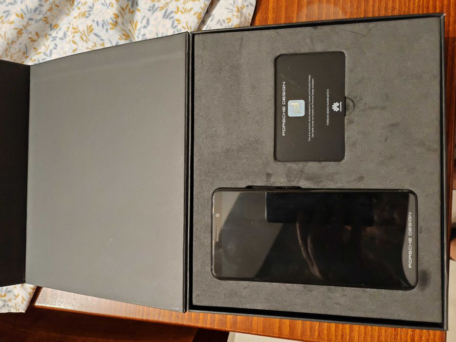Huawei Mate 9 Porsche Design
