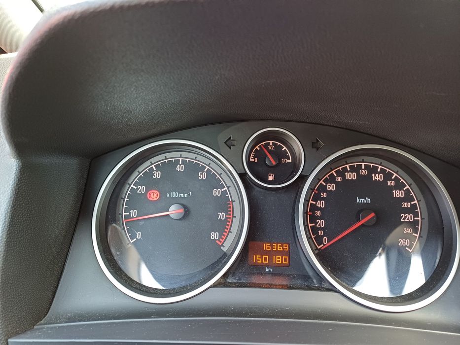 Vând Opel Zafira B (7 locuri)