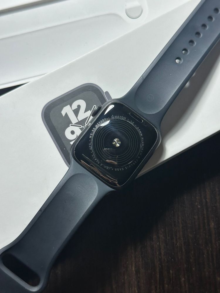 Apple Watch SE Series 7