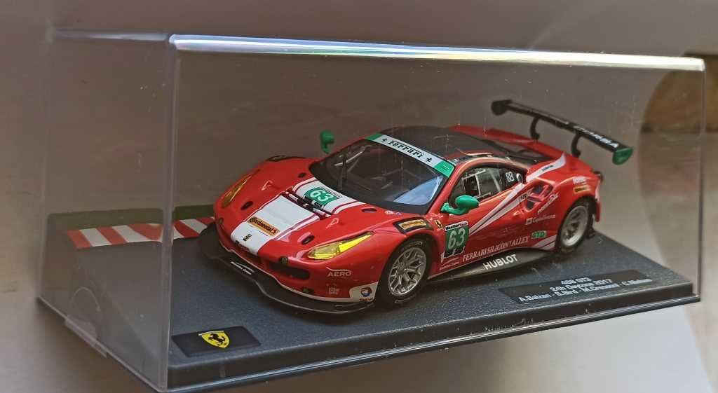 Macheta Ferrari 488 GT3 (24h Daytona 2017) - Altaya/Bburago 1/43