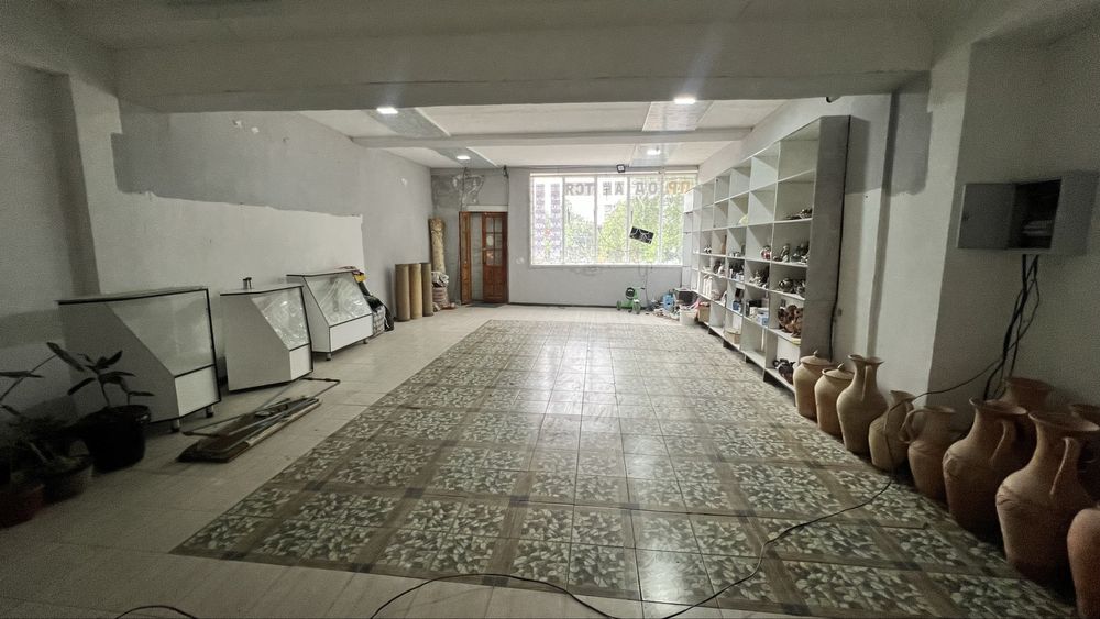 Kotta do’kon qo’shimcha 2 xona kvartirasi bilan sotiladi