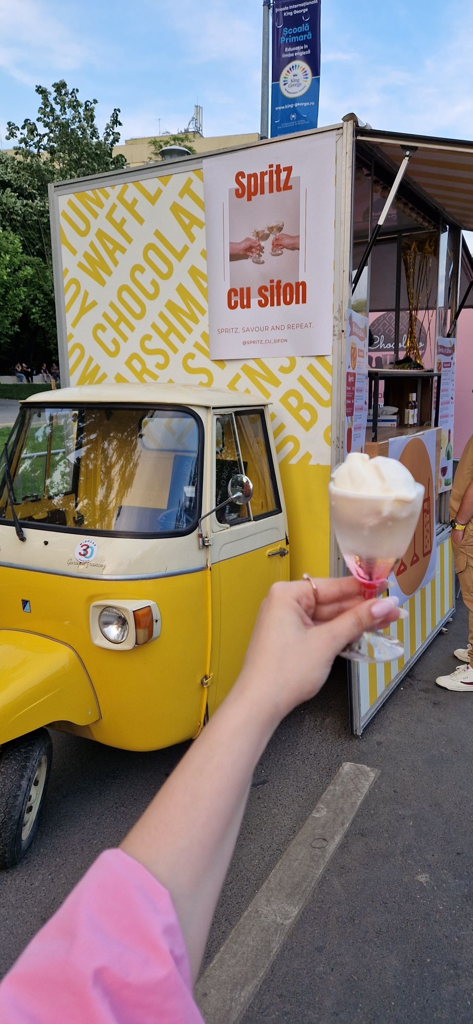 Retro  Van-uri de închiriat  Food Truck Bar mobil rulota comerciala