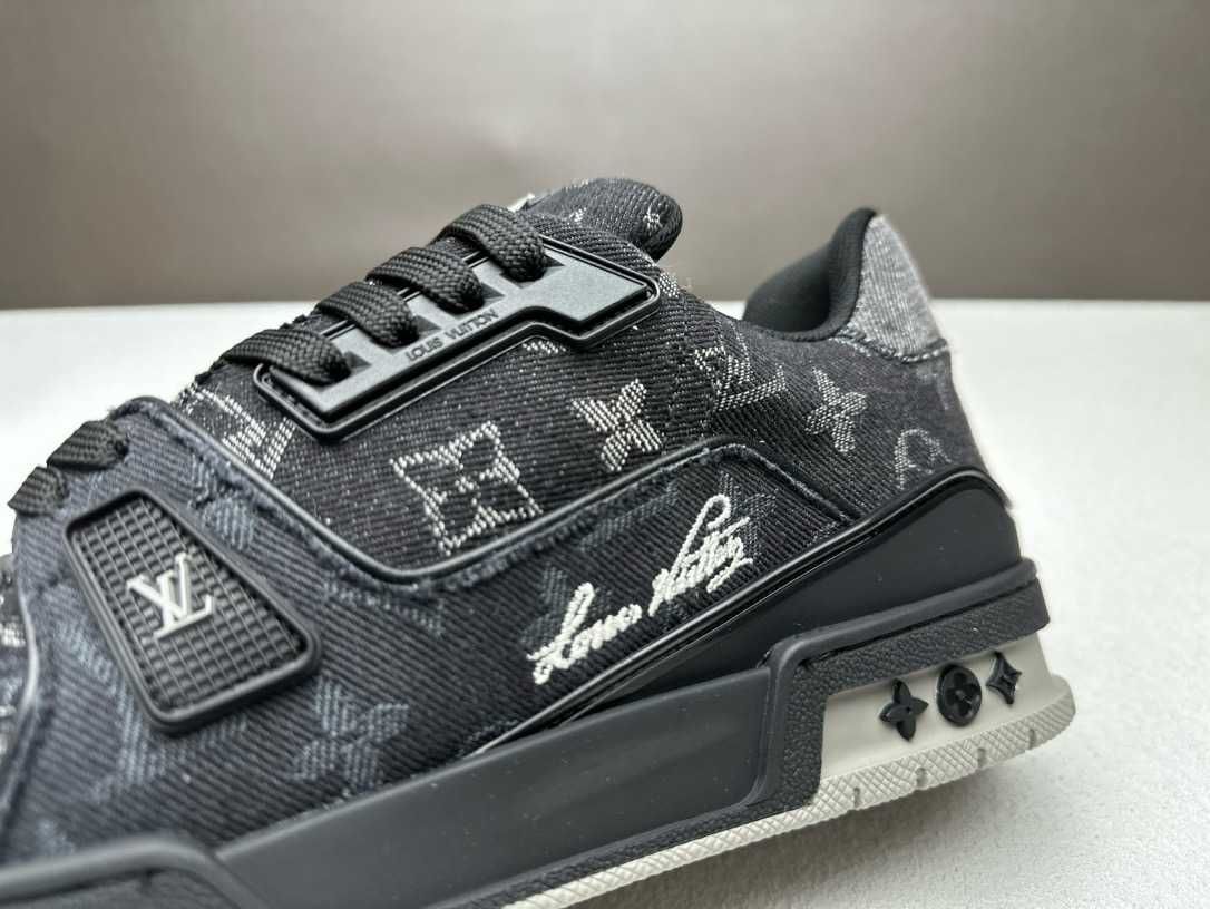 Adidasi Louis Vuitton Trainer