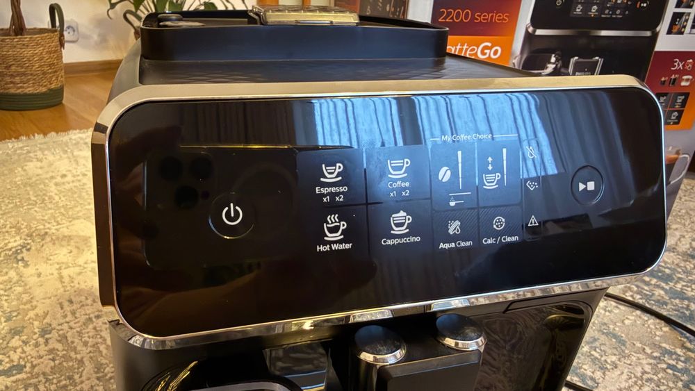 Espressor automat Philips EP2231/40, sistem LatteGo