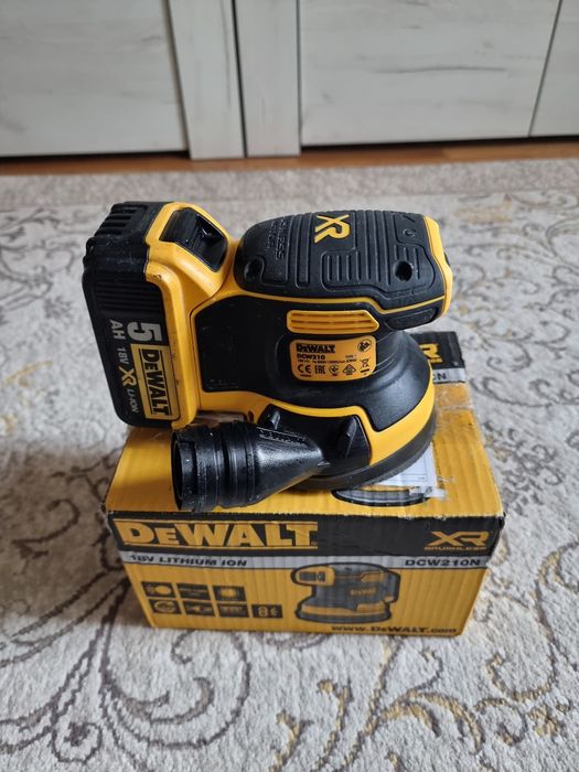 Slefuitor Dewalt dcw210n + baterie 5ah