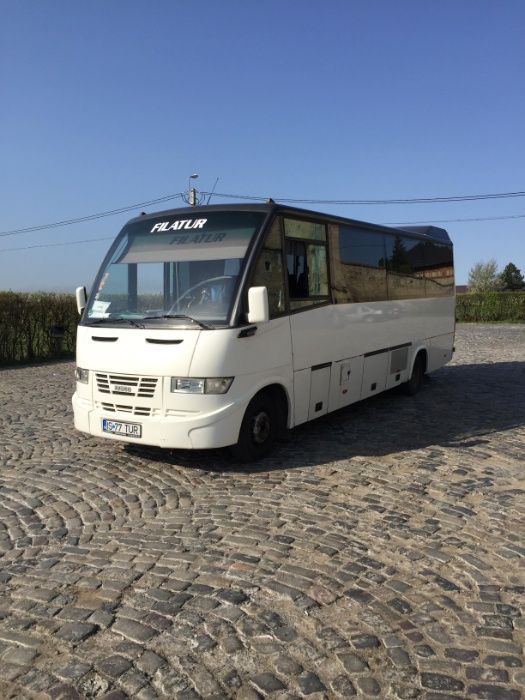 Autocar Iveco Rapido 30+1 locuri