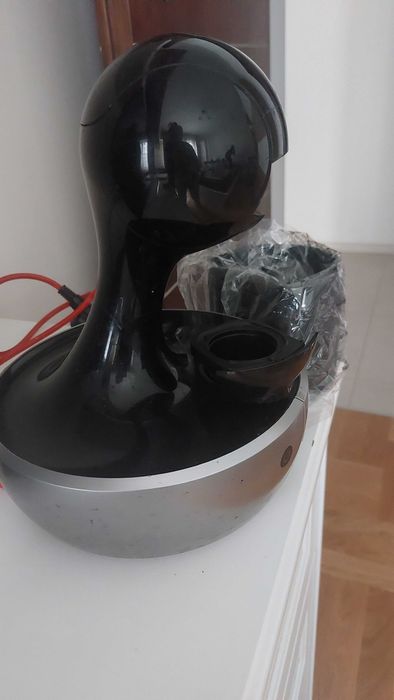 Капсулна кафемашина Krups Nescafé Dolce Gusto Drop