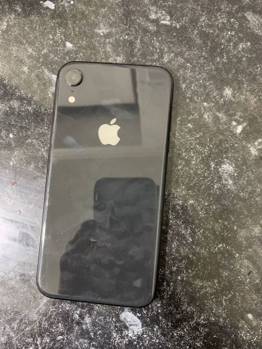 Айфон хр сатылады