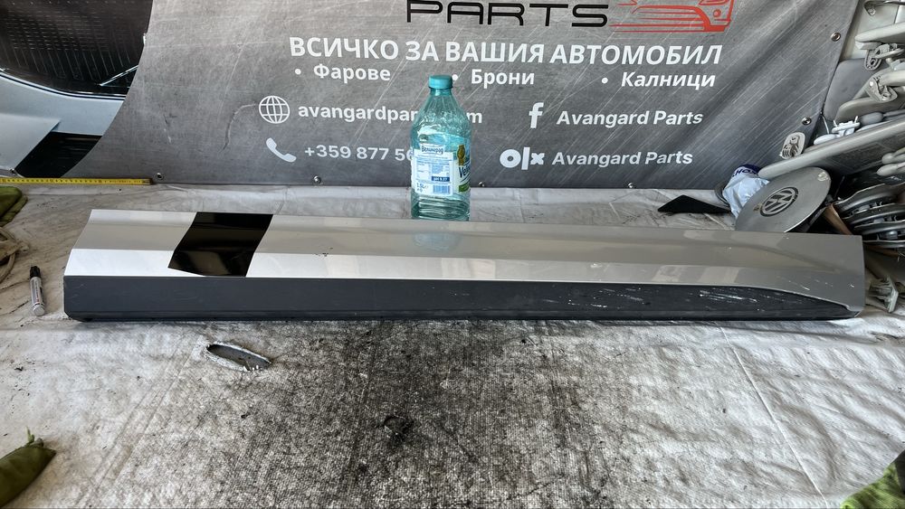 Skoda Enyaq декоративна лайстна на лява врата
