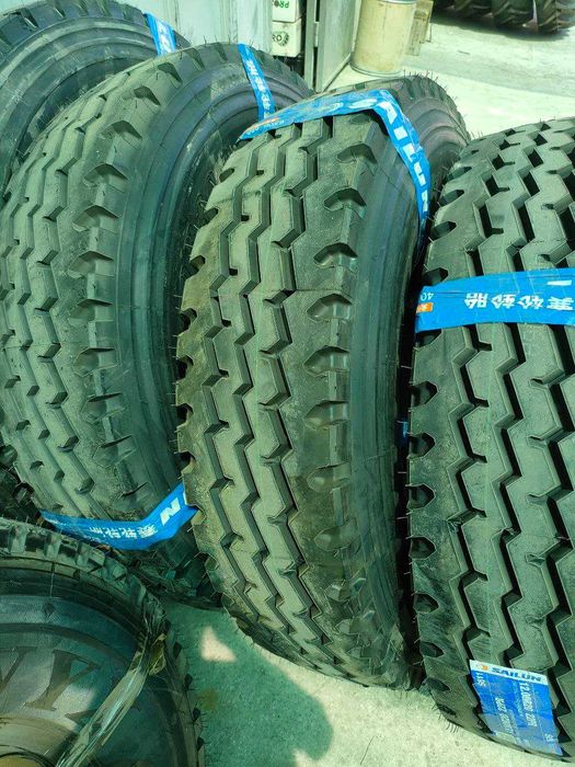 Самосвал HOWO CHAKMANLARGA 12.00R20 - 22 слойли SAILUN балонлар бор