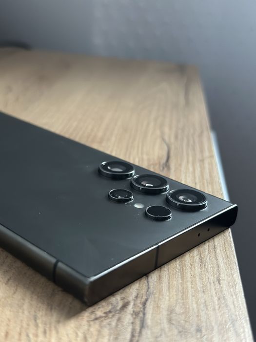 S24 Ultra 12RAM 512GB