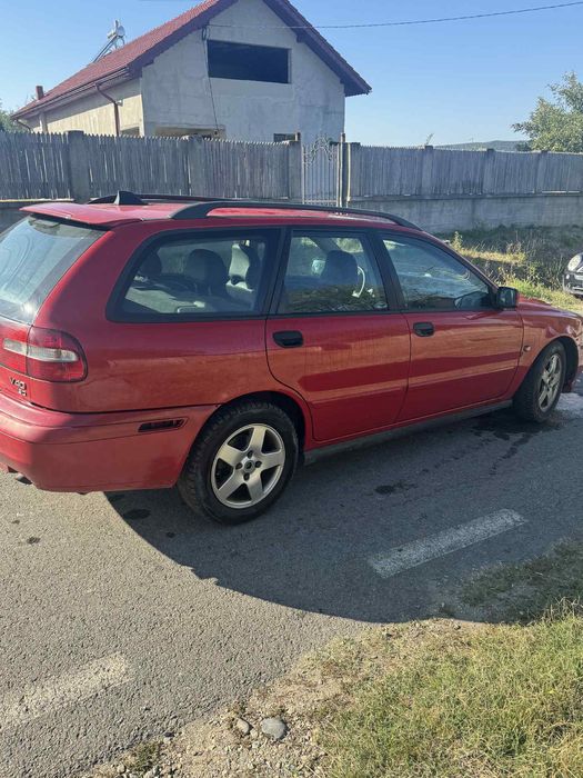 Se vinde urgent Volvo !!
