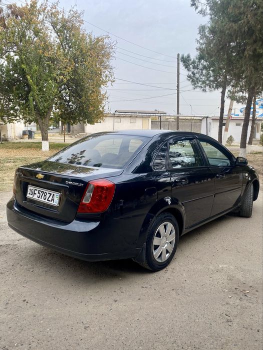 Lacetti sotiladi 2010-yil holati zor