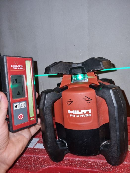 Laser Hilti pr3 hvs impecabil ,cutie,receptor,telecomanda,baterie,inca