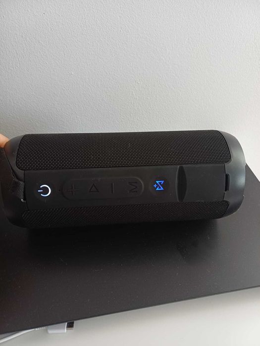 Boxa portabila ,noua,in garantie,bluetooth 5.3,miniSD,USB,TWS,aux