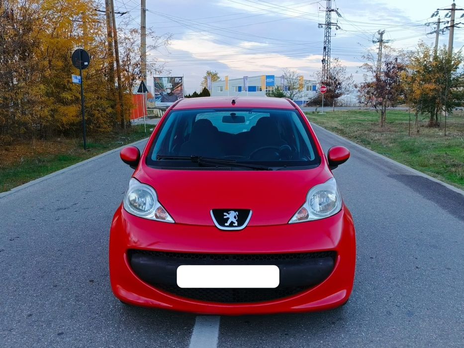 Vând Peugeot 107 1.0 Benzină An 2007