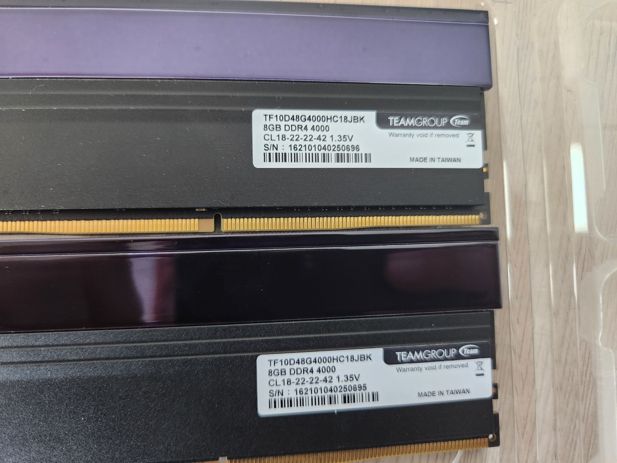 Продам ОЗУ DDR4 DIMM 16GB(8GBx2)/4000MHz PC-32000 TEAM XTREEM ARGB