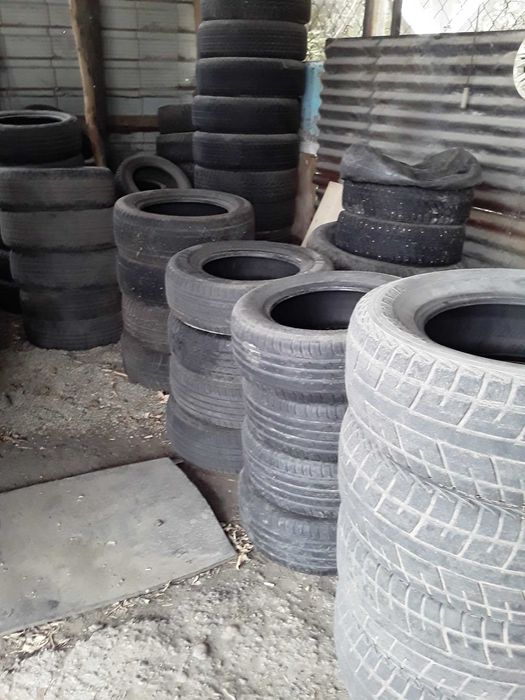 Продам летнюю б/у резину