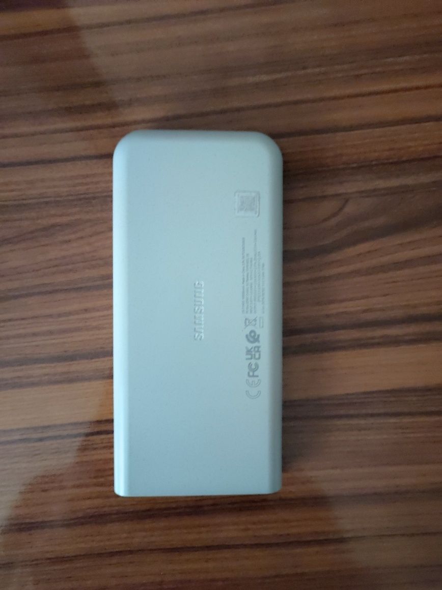 Внешний аккумулятор Samsung 10000 mah