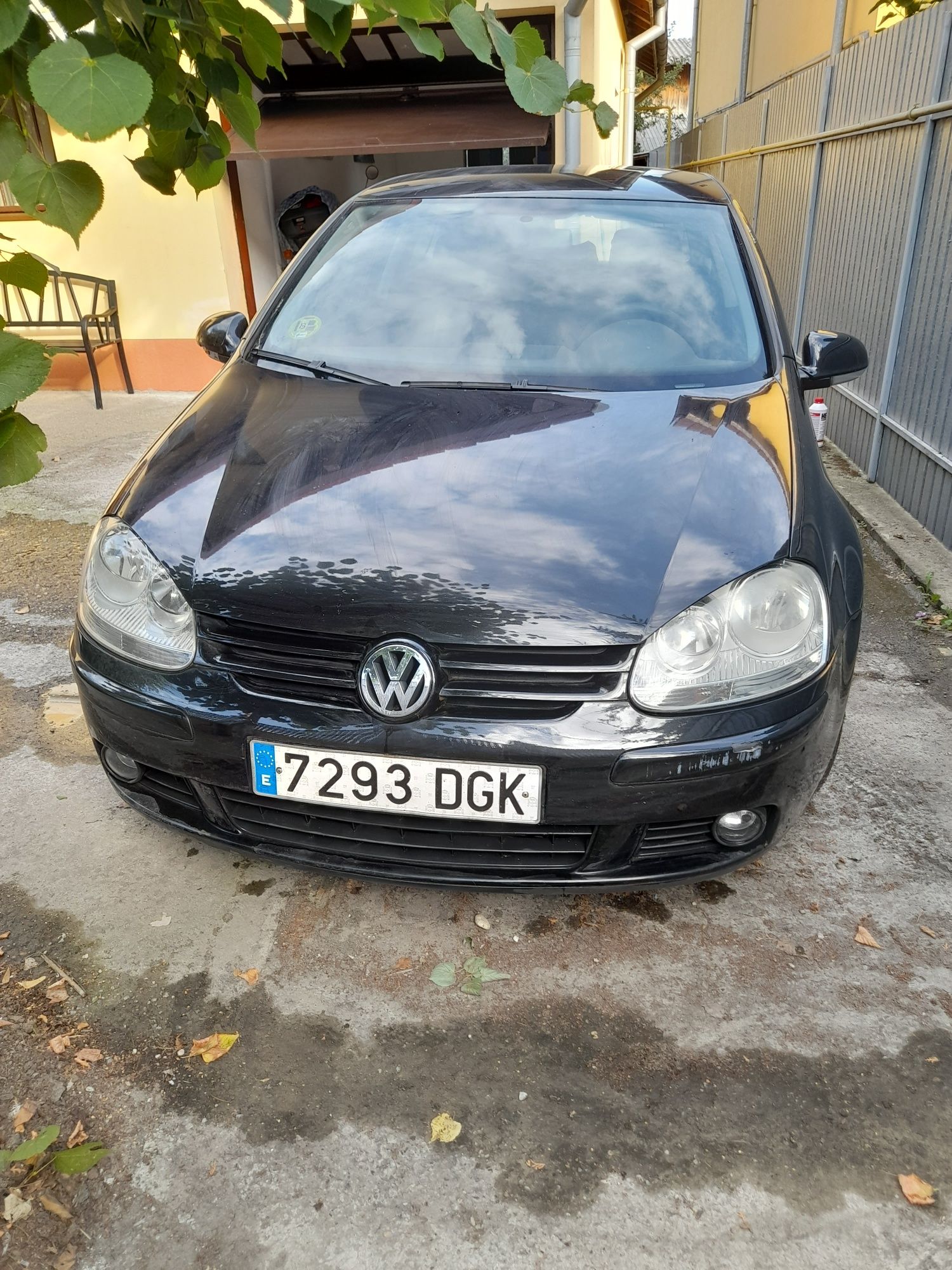 Se vende VW golf 5